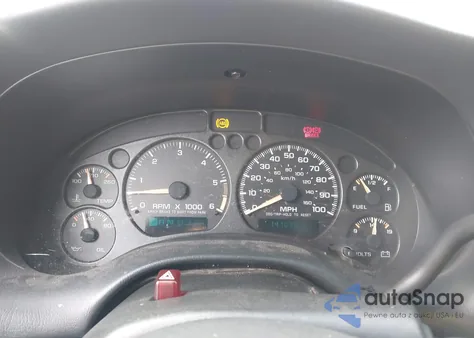 2002 Chevrolet S-10 Ls из США, поврежденный, VIN 1GCDT19W628184581